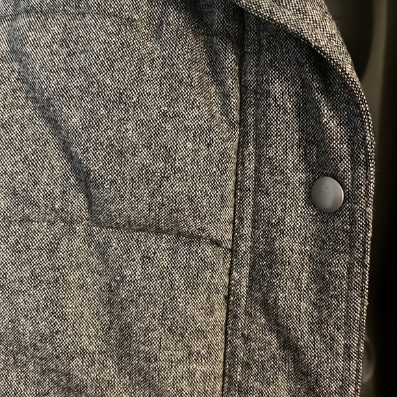 Cozy Fall Puffy Vest 🍁🍂 - Picture 3 of 5